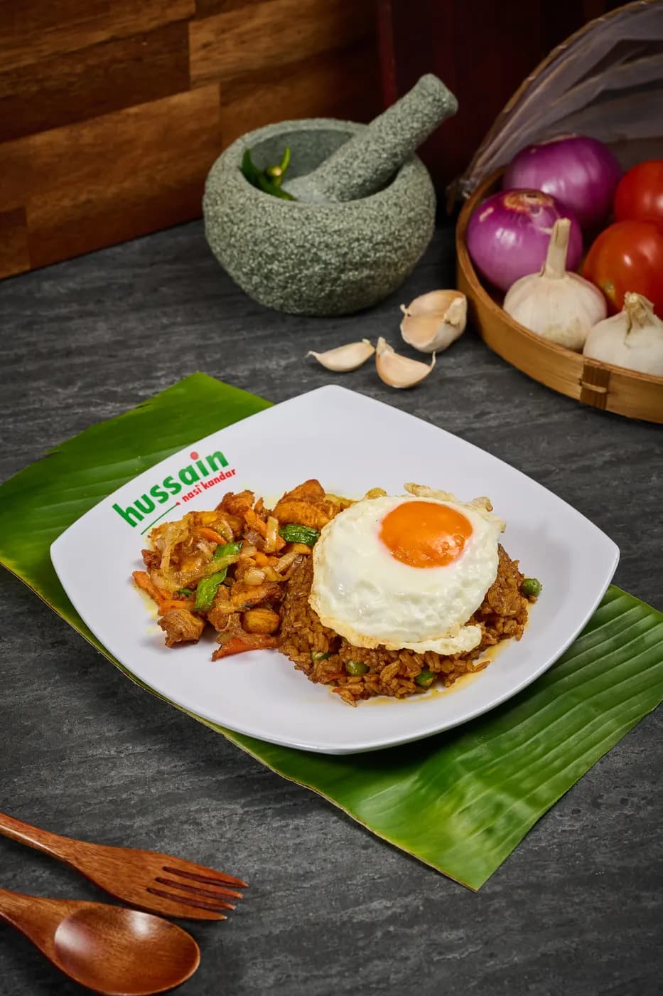 Nasi Goreng Ayam Kunyit